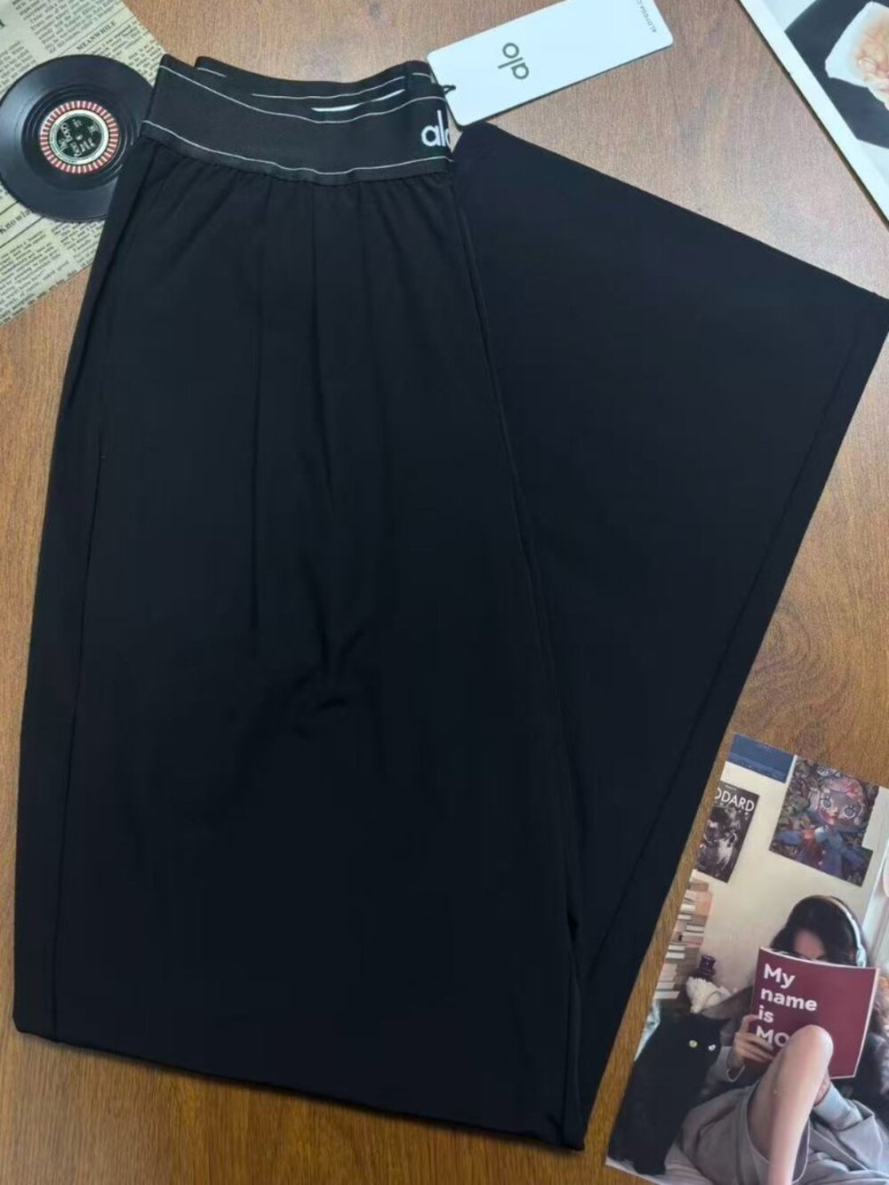Brand New ALO🙇♀️Yoga Suit Up Trouser Black Wide Leg 30 Inch🦵Long Legs - Picture 5 of 6
